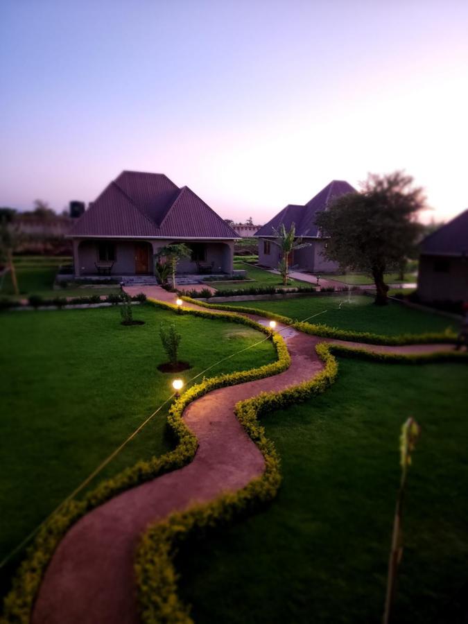 Heart And Soul Lodge Karatu Exterior photo